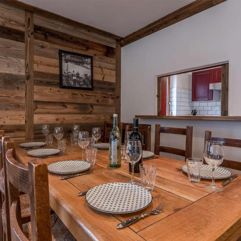 Grand appartement skis aux pieds - 10 pers. - FR-1-631-262 - Apartment - 13