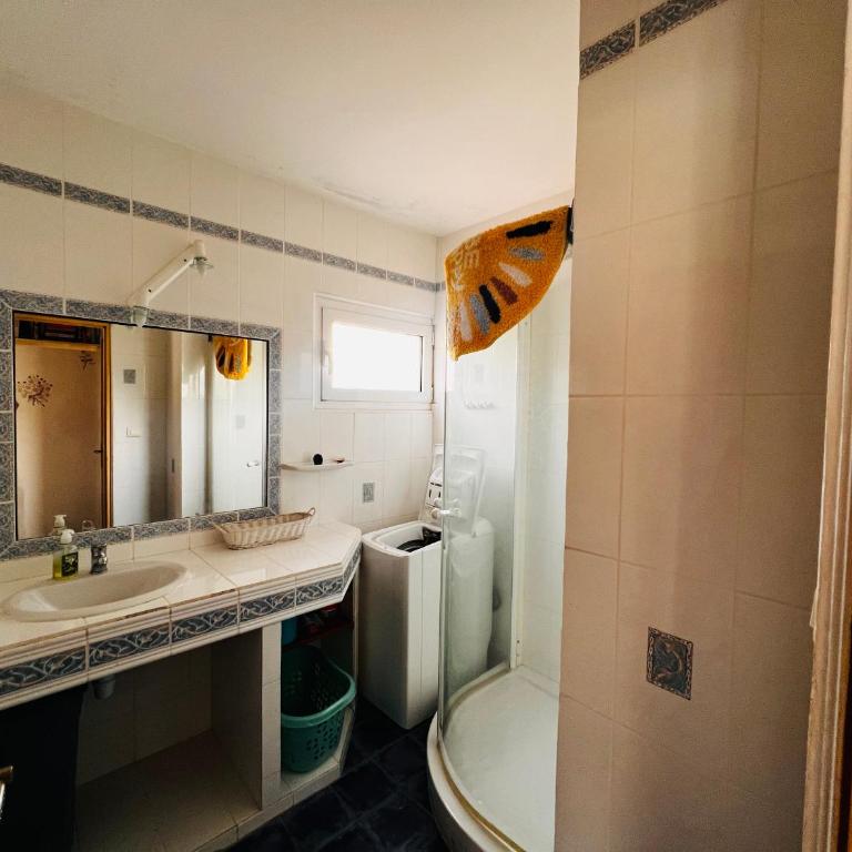 Appartement T3 proche plage - 57m² - FR-1-309-592 - Appartement - 13