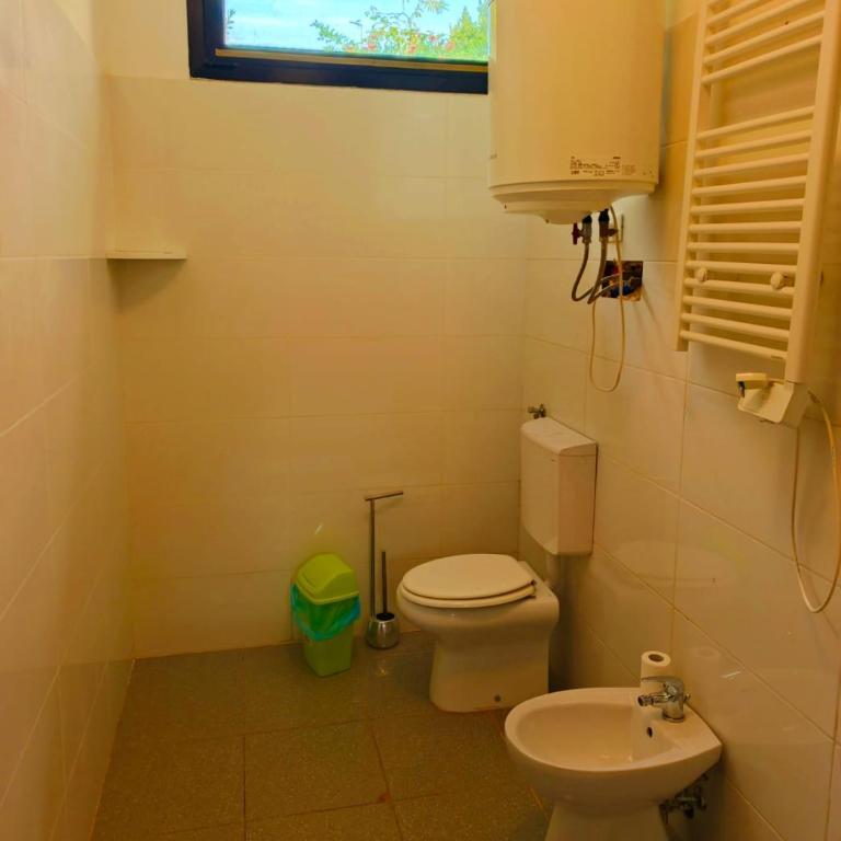 Affitta Camera 14 - Chambre Quadruple avec Salle de Bains Privative - 7