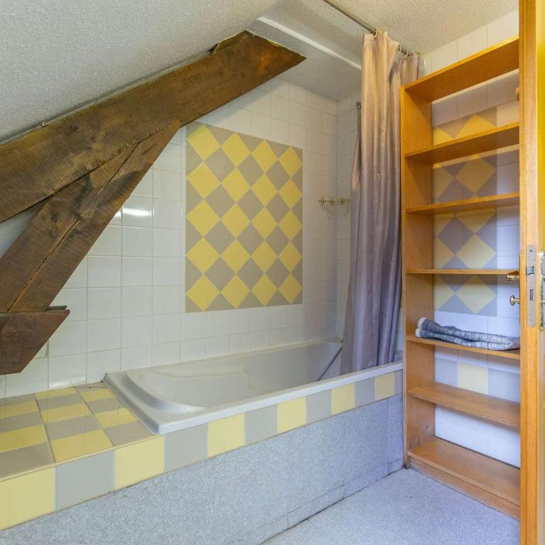 Appartement duplex, animaux admis, parking - 9 pers. - FR-1-403-118 - Appartement - 8