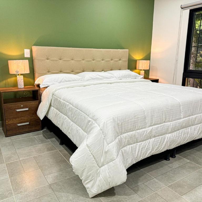 1Br Best Location Laureles with AC - One-Bedroom Apartment - 4