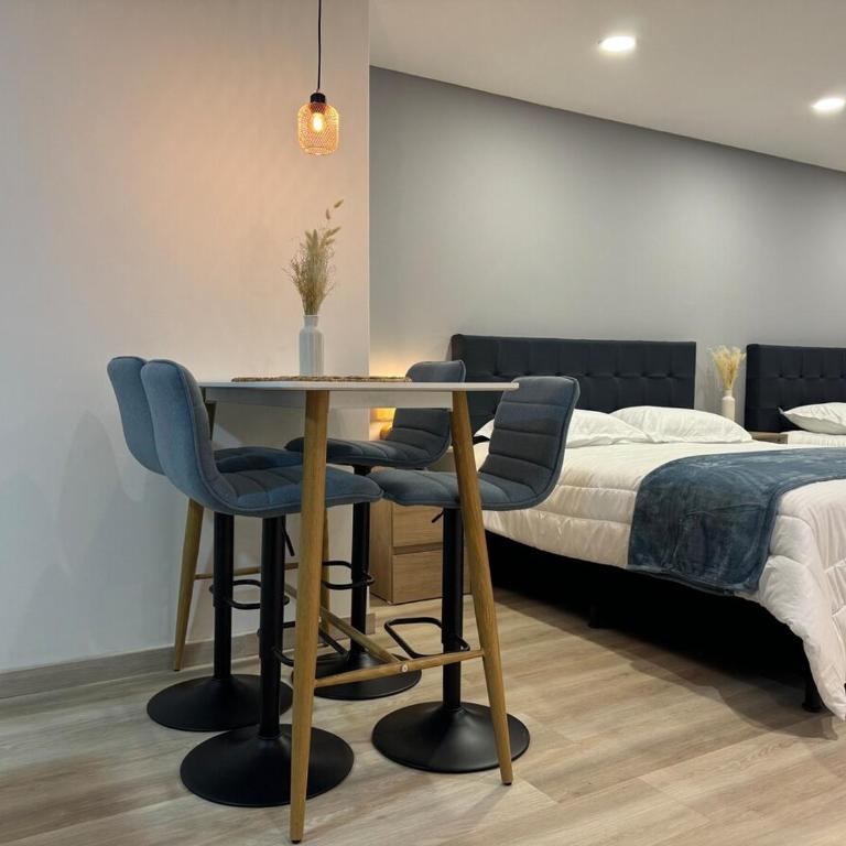 1Br Best Location Laureles with AC - One-Bedroom Apartment - 7
