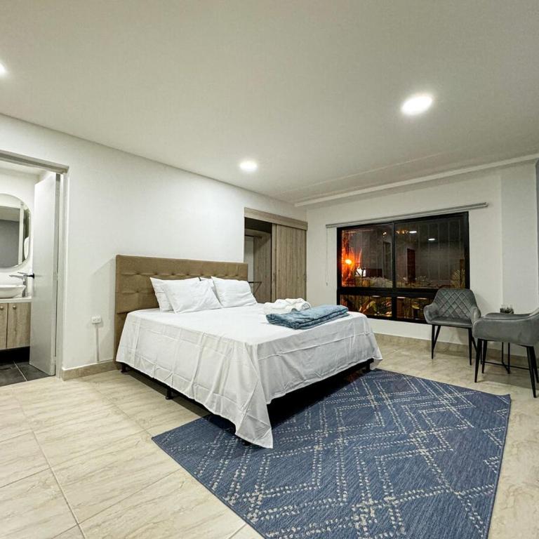 1Br Best Location Laureles with AC - One-Bedroom Apartment - 8