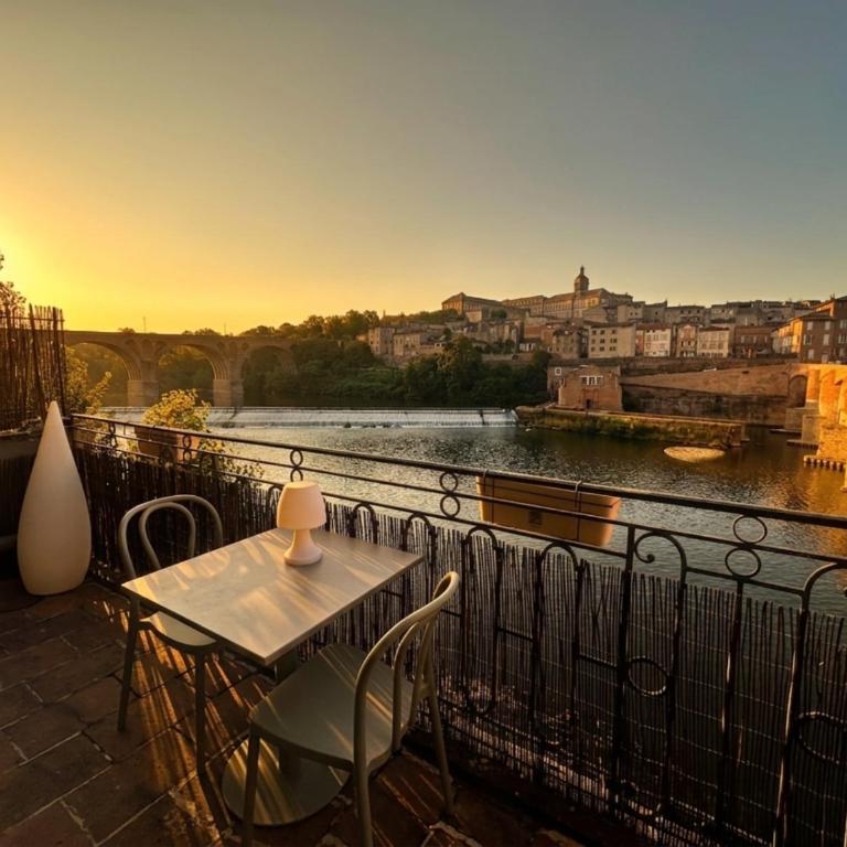 Le Pont Vieux Albi - Premium vue panoramique - Appartement 1 Chambre avec Balcon et Vue sur la Ville - 1