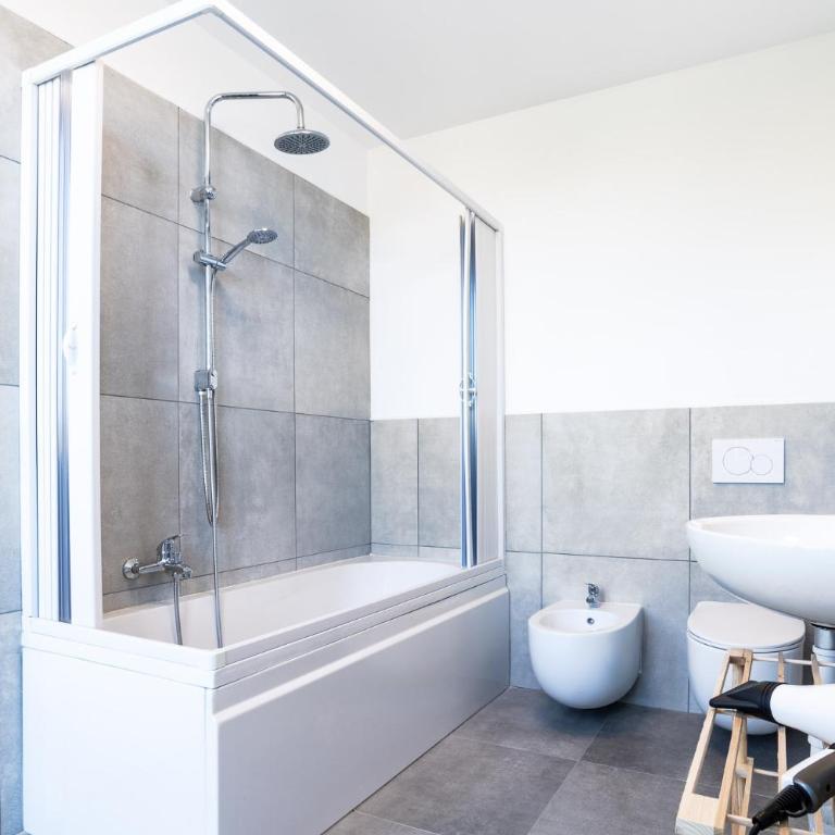 4 BD with SPA near center Private parking - Appartamento - 51
