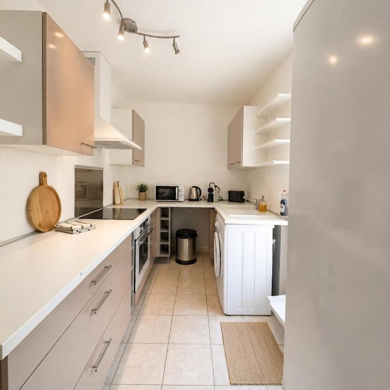 Spacieux Le Royal Plaza - City Center MENTON - option PARKING - Appartement 2 Chambres - 5