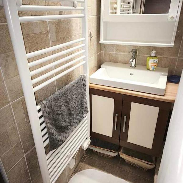 Appartement T2 loft 6-8 pers, pied des pistes de la station Chaillol 1600, balcon sud - Apartamento de 2 dormitorios - 21