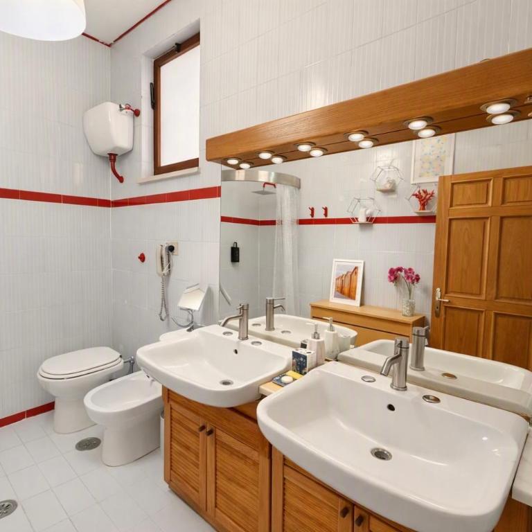 Sorrento Home Pool family BIG appartament in Sorrento center - Three-Bedroom Apartment - 6