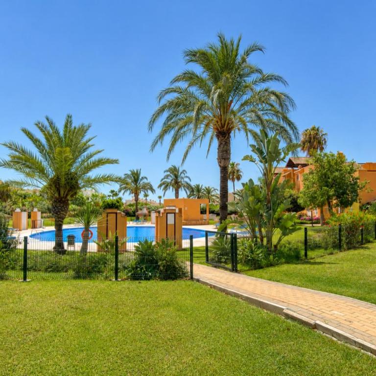 2 bedroom apartment with terrace and pool - Apartamento de 2 dormitorios - 22