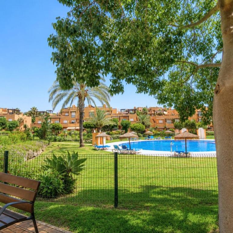 2 bedroom apartment with terrace and pool - Apartamento de 2 dormitorios - 28