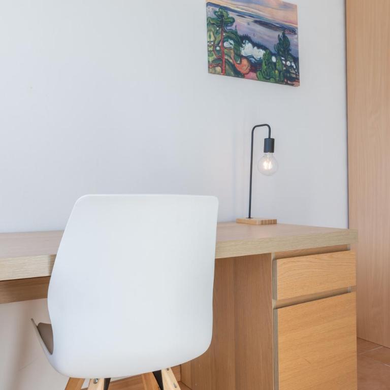 La Terrazza di Vincent By Immobilux - Two-Bedroom Deluxe Apartment with Garden View - 22