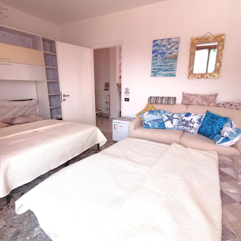 B&B Fiori d'Alassio Vacanze Liguria - Camera Familiare con Terrazza - 7