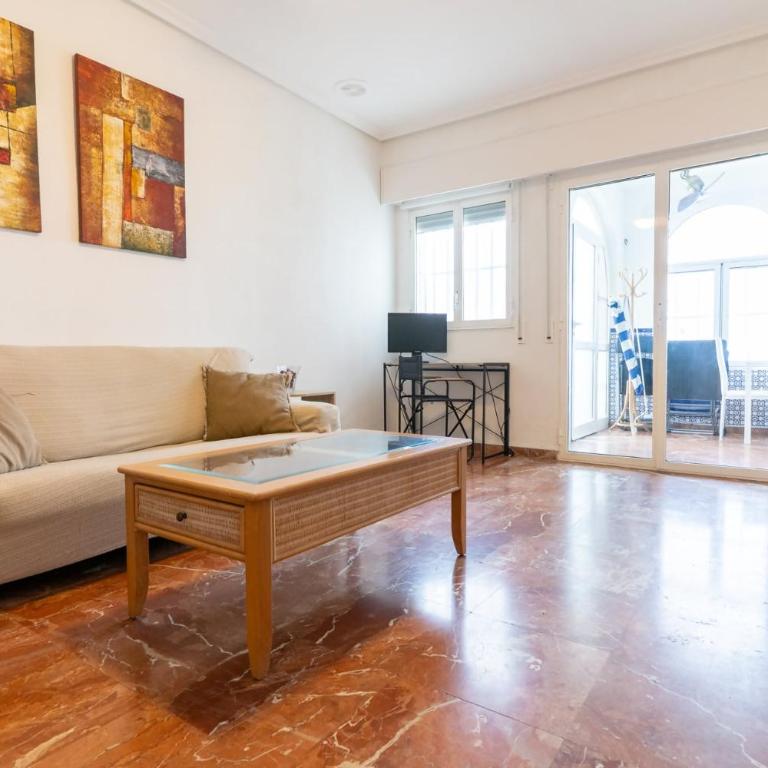 rentafive - Primera Línea - Arenales - Casa Pilar - Casa Unifamiliar de 3 dormitorios - 2