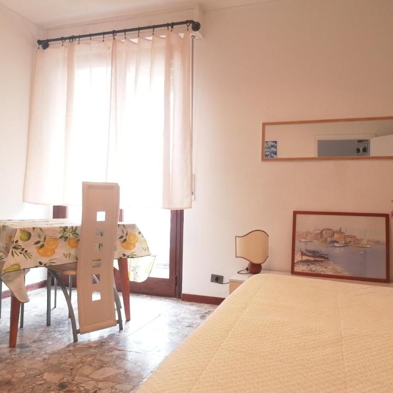 B&B Fiori d'Alassio Vacanze Liguria - Camera Familiare con Terrazza - 27
