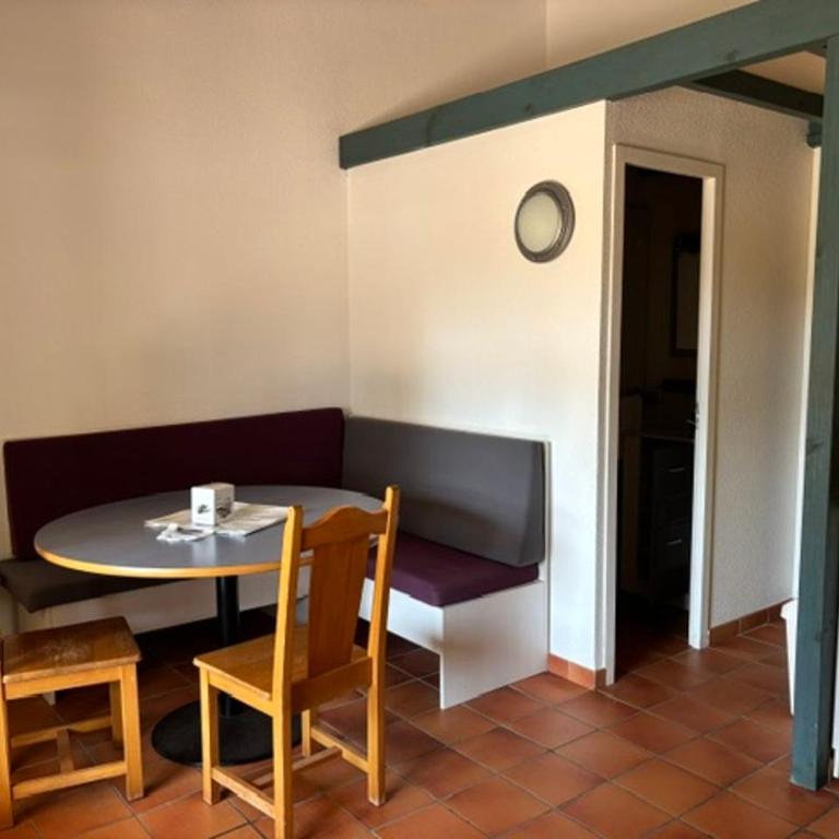 Village Vacances Le Lac Marin - Chalet (4 Adultes) - 8