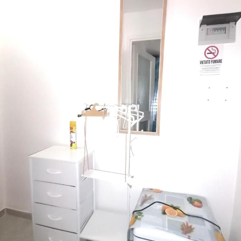 B&B Fiori d'Alassio Vacanze Liguria - Camera Familiare con Bagno Privato - 8