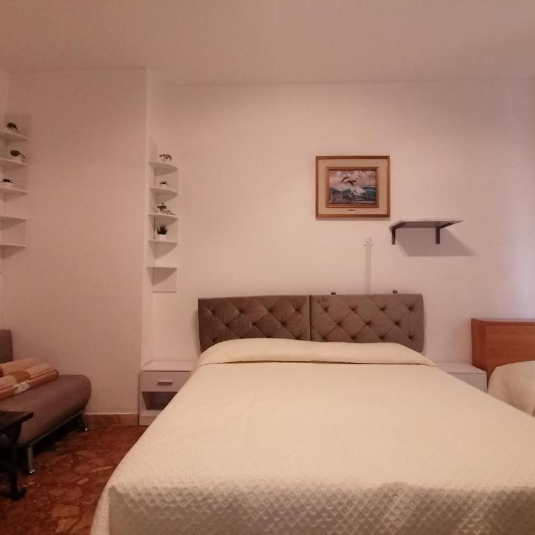 B&B Fiori d'Alassio Vacanze Liguria - Camera Familiare con Bagno Privato - 20