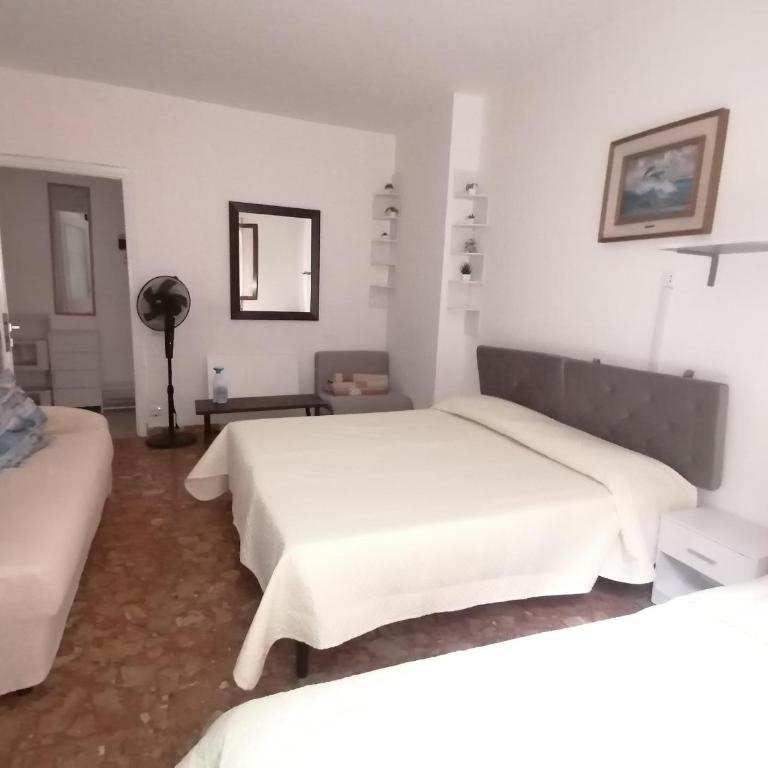 B&B Fiori d'Alassio Vacanze Liguria - Camera Familiare con Bagno Privato - 11