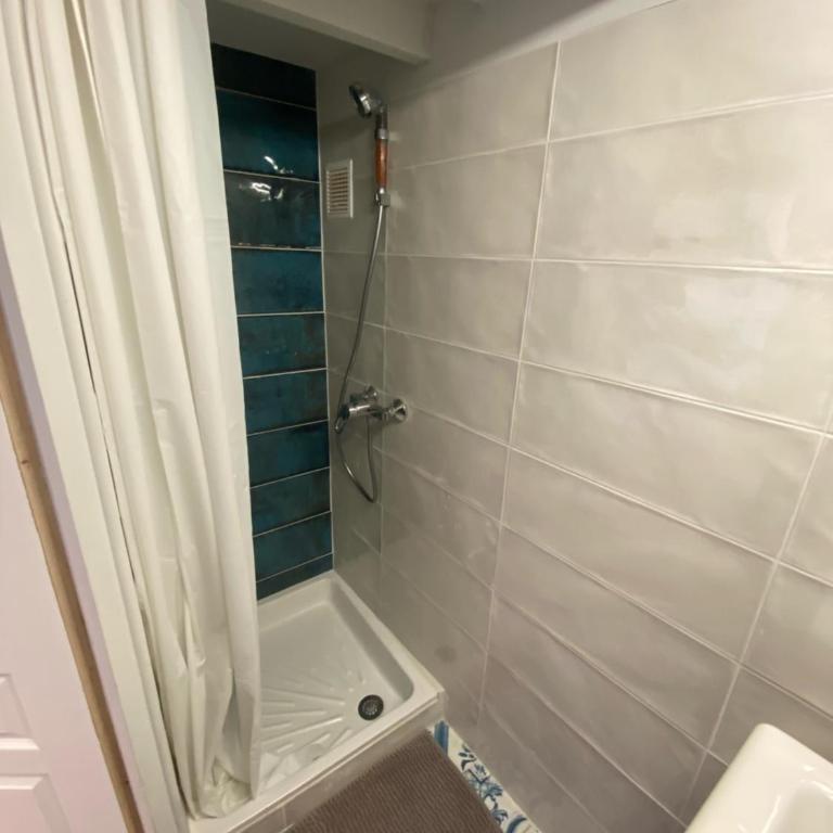 Petit studio à 50m de la mer - Appartamento con 1 Camera da Letto - 6