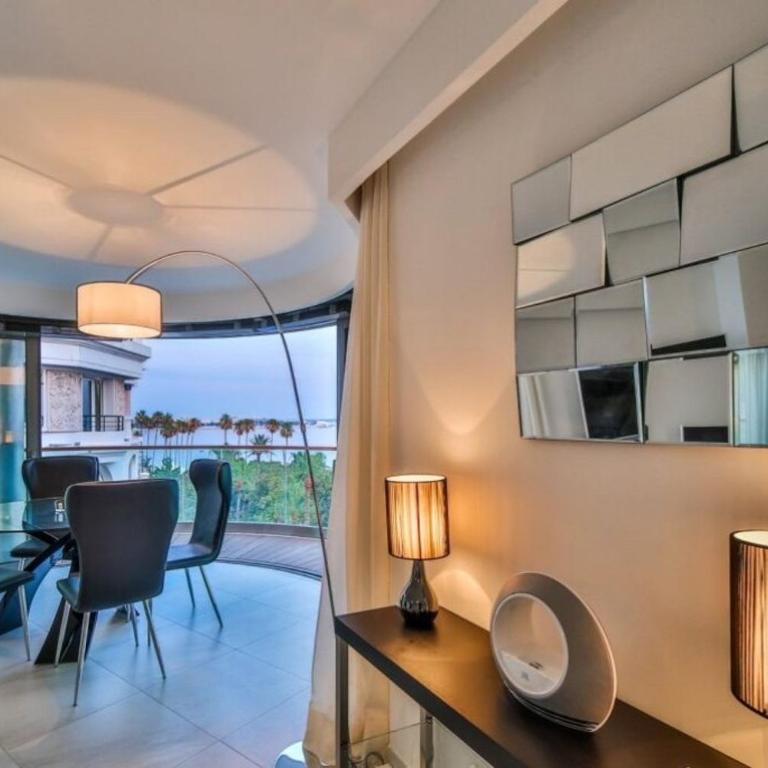 7 Croisette 3-room 135 m - Appartement 2 Chambres - 2