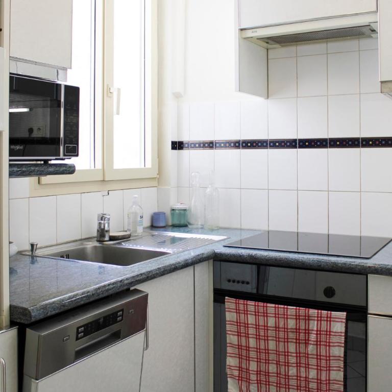 Lovely Paris flat close to Eiffel Tower - Appartement - 5