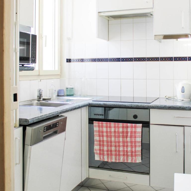 Lovely Paris flat close to Eiffel Tower - Appartement - 11
