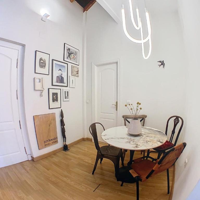 "Trinidad 7 Duplex" -next to the historic center- - Deluxe One-Bedroom Apartment with Harbor View - 8