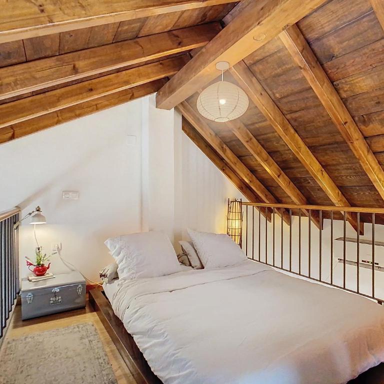 "Trinidad 7 Duplex" -next to the historic center- - Deluxe One-Bedroom Apartment with Harbor View - 30