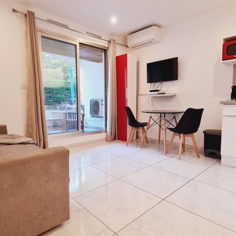 Charming studio with terrace - Monolocale con Terrazza - 2