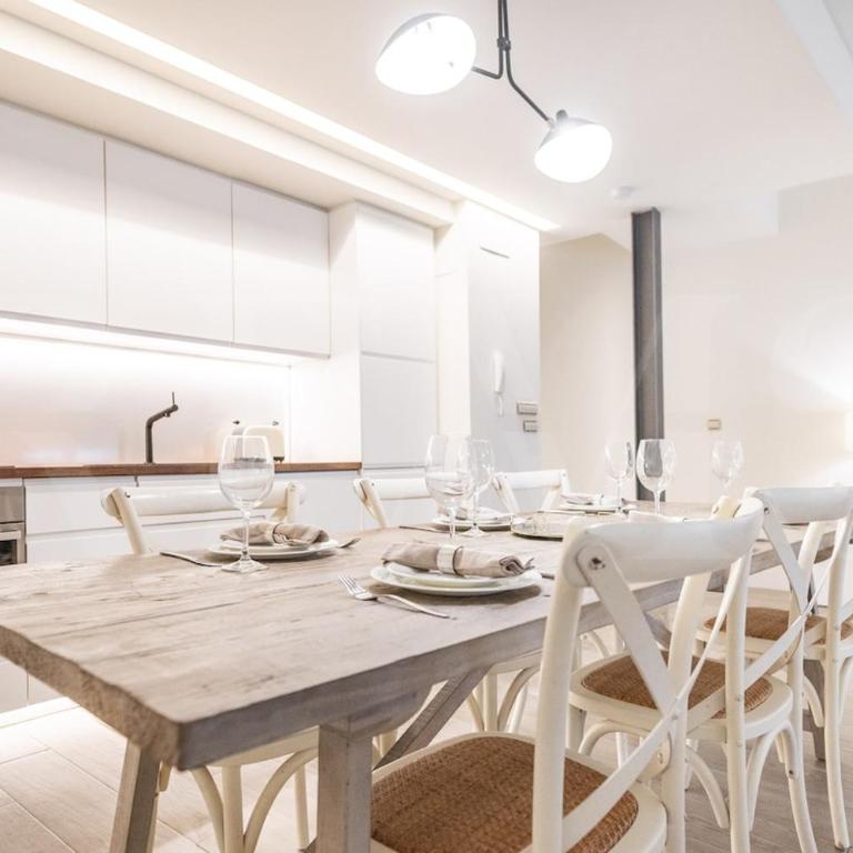 Spacious Historic Centre Apartment REMS - Apartment mit 2 Schlafzimmern - 22