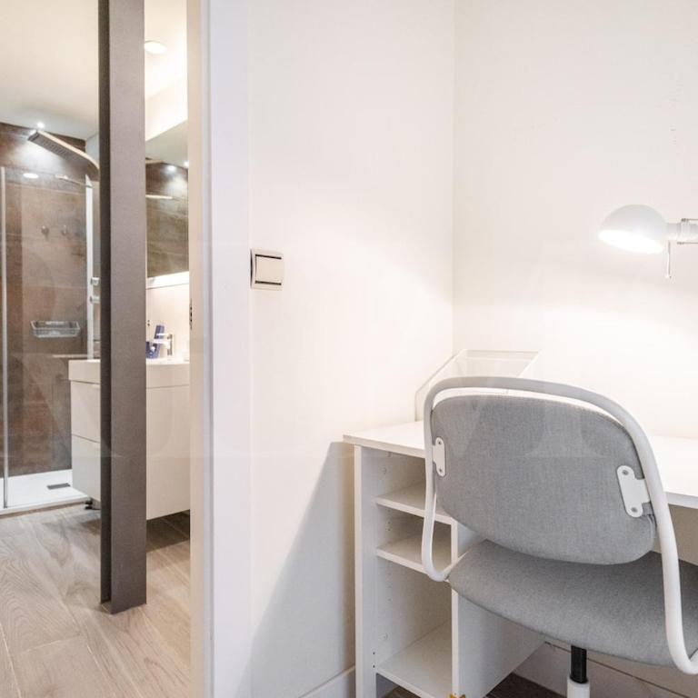Spacious Historic Centre Apartment REMS - Apartment mit 2 Schlafzimmern - 28