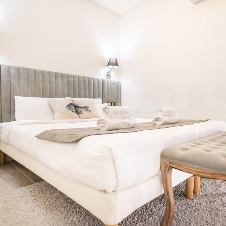 Spacious Historic Centre Apartment REMS - Apartment mit 2 Schlafzimmern - 3