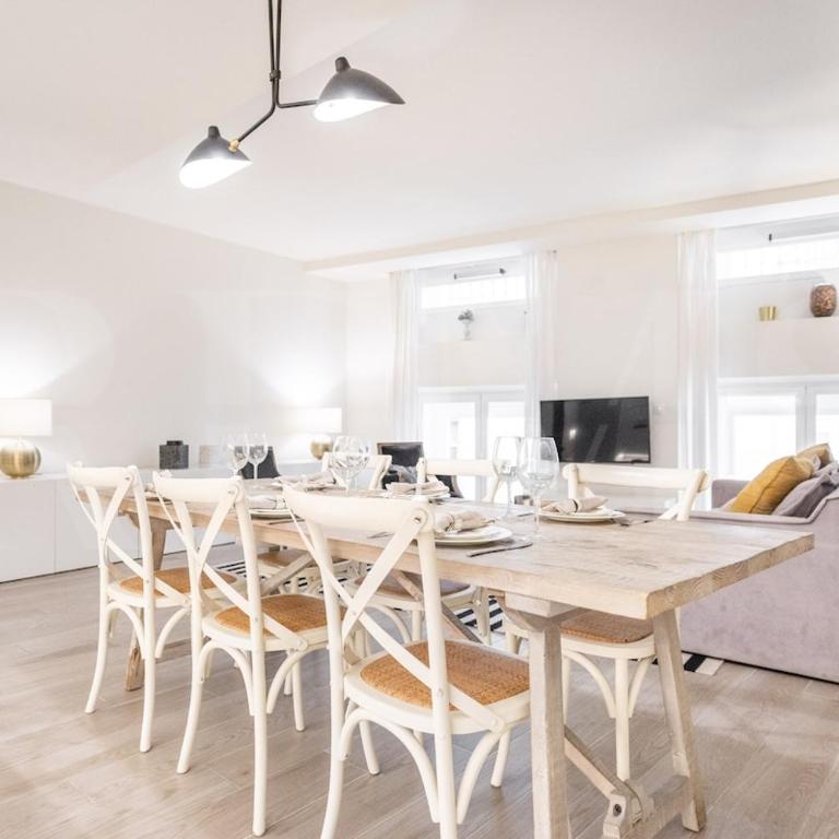 Spacious Historic Centre Apartment REMS - Apartment mit 2 Schlafzimmern - 27
