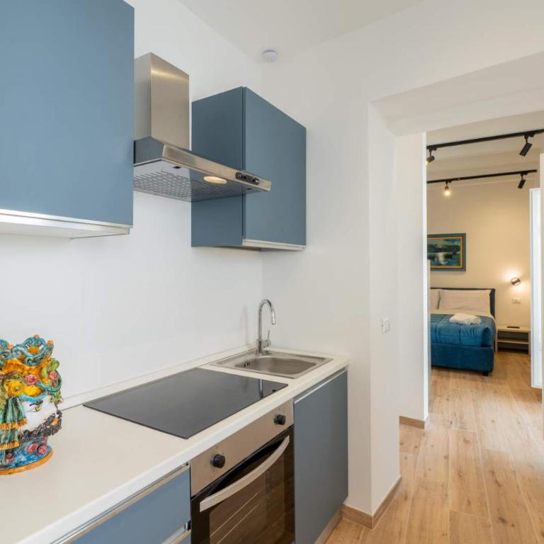 CAMINNECI Palace - One-Bedroom Deluxe Apartment - 3