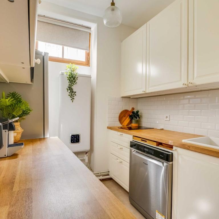 Cozy Apartment 2BR 3P - Paris 17e - One-Bedroom Apartment - 8