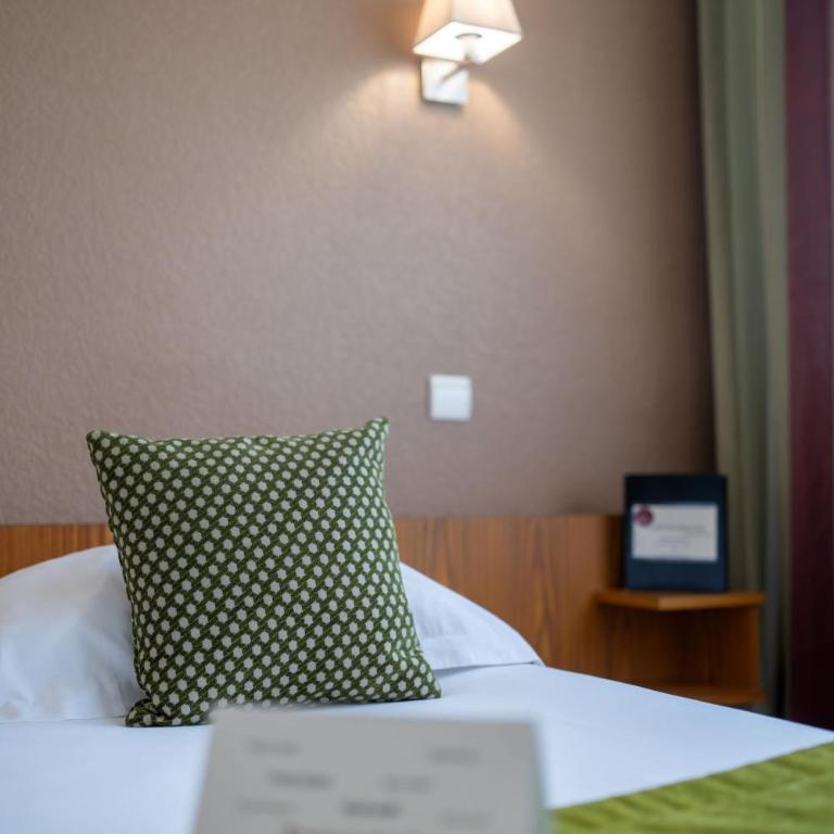 Hôtel Brun - Chambre Double avec Douche - 10