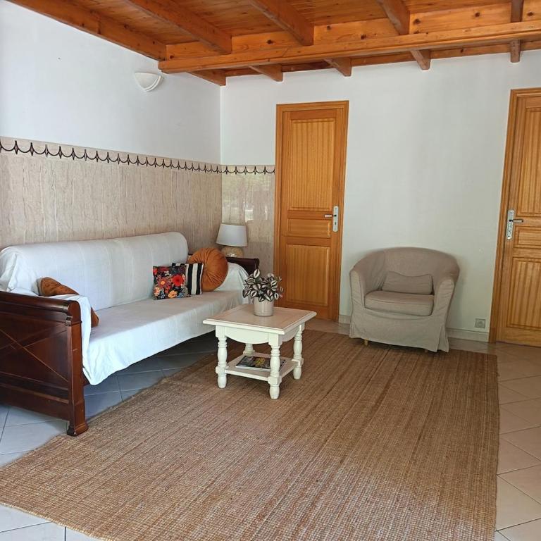 Maison Alkinoos - Jardin vue sur le Baou - Appartement 3 Chambres - 3