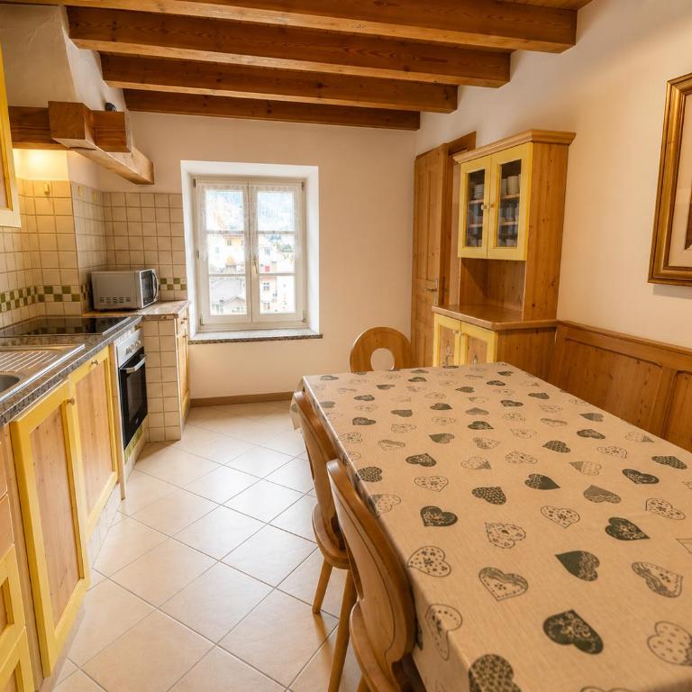 Appartamento Vernelia by AMA Val di Fassa - Appartamento con 3 Camere da Letto - 3