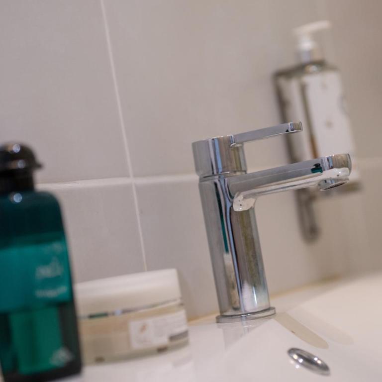 Hôtel Brun - Chambre Lits Jumeaux avec Baignoire - 14