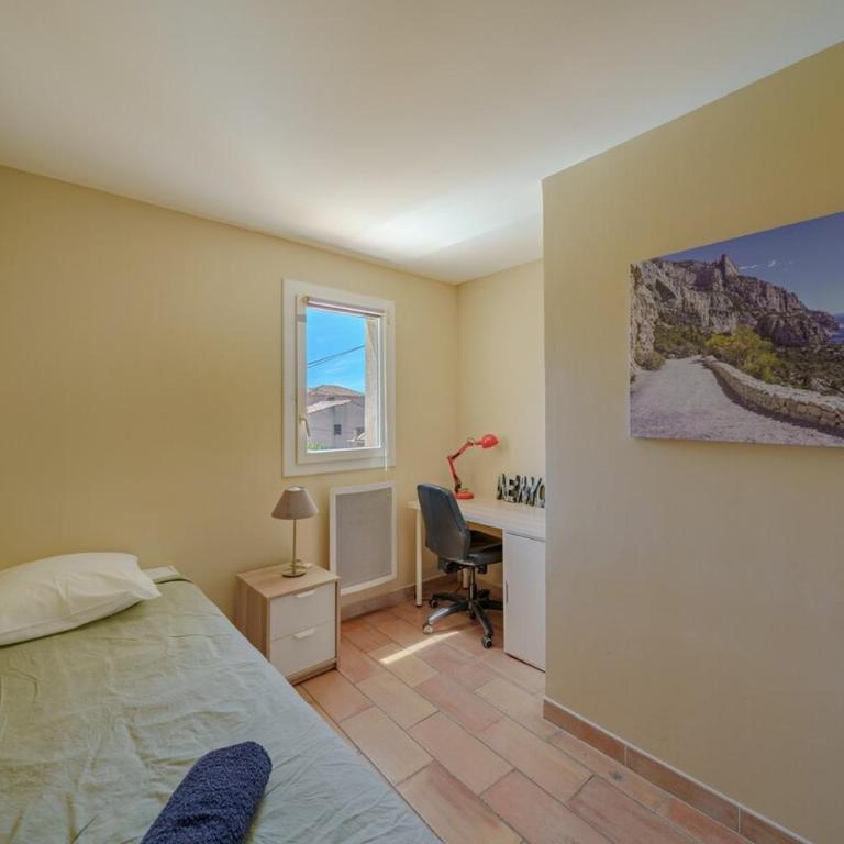 WeHost - Grande maison avec piscine - porte des Calanques - Maison 3 Chambres - 6