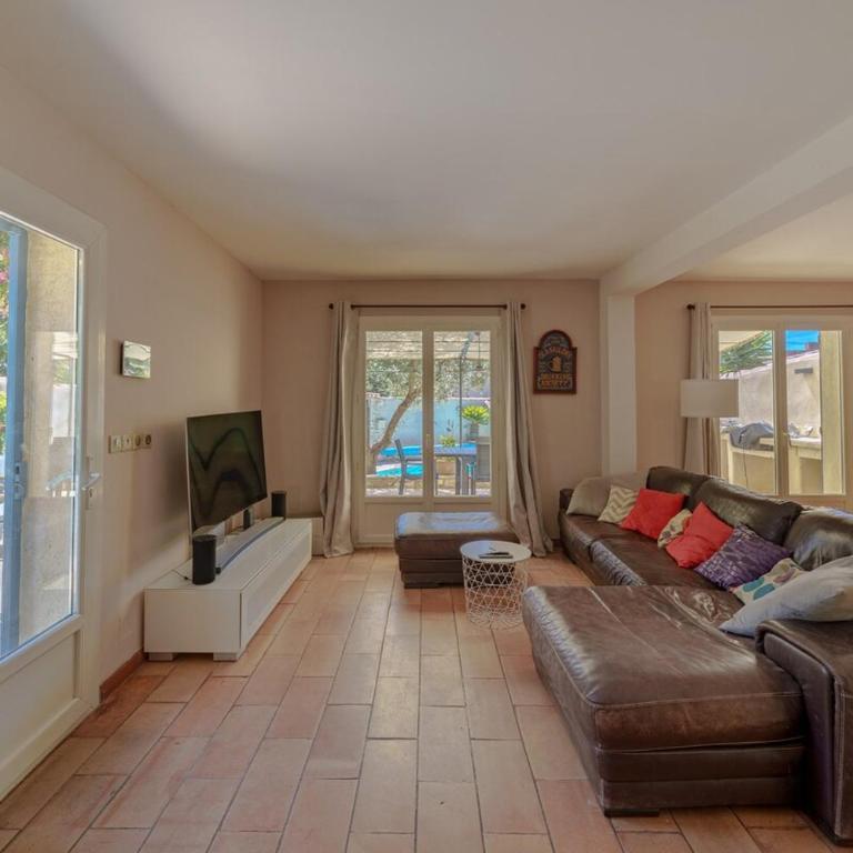 WeHost - Grande maison avec piscine - porte des Calanques - Maison 3 Chambres - 15