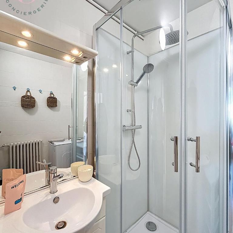 Le Reflet Coloré - 1 min de la plage 50 m2- Malo les Bains - Apartment - 30