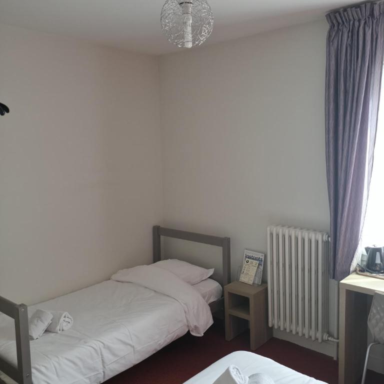 The Originals City, Hôtel Le Savoy, Caen - Chambre Lits Jumeaux Confort - 1