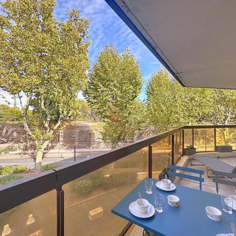 Édenia, AC,balcony swimming pool, Wi-Fi & parking - Apartment - 32