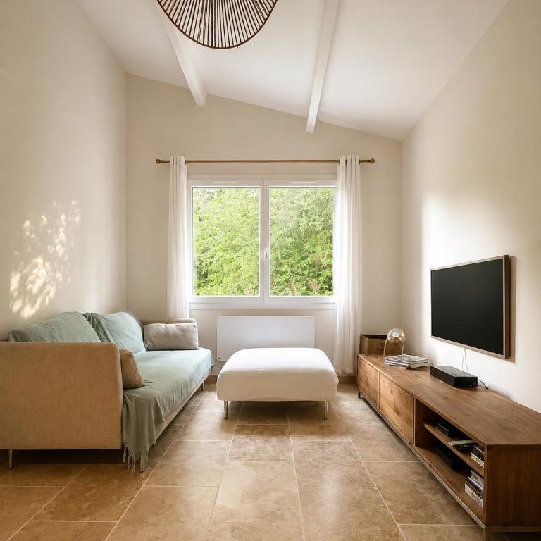 Rive Douce - Plage privee en bord d'ardeche - Three-Bedroom House - 5