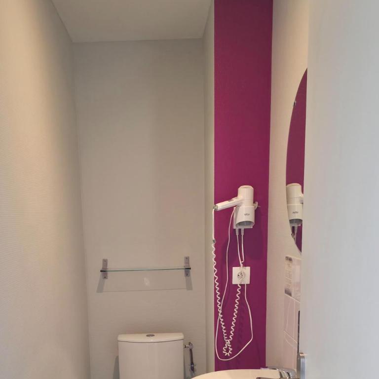 The Originals City, Hôtel Le Savoy, Caen - Chambre Triple Confort - 4