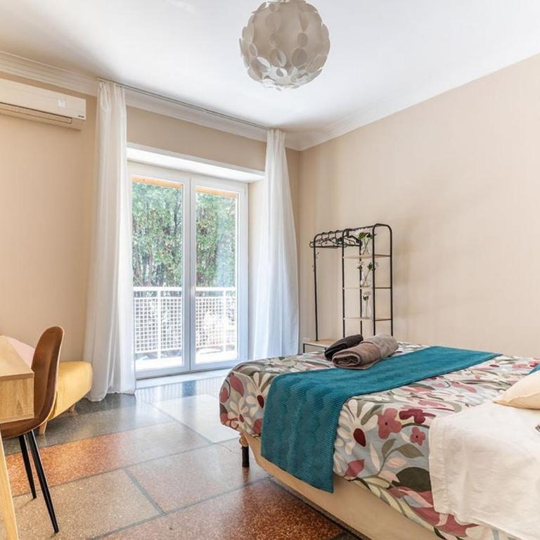 Modern 2BR Apt w-Balcony e AC near VaticanMuseums - Appartamento con 2 Camere da Letto - 3