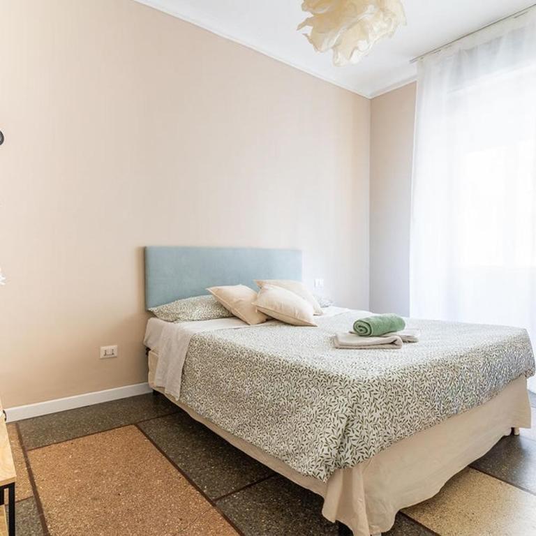Modern 2BR Apt w-Balcony e AC near VaticanMuseums - Appartamento con 2 Camere da Letto - 6
