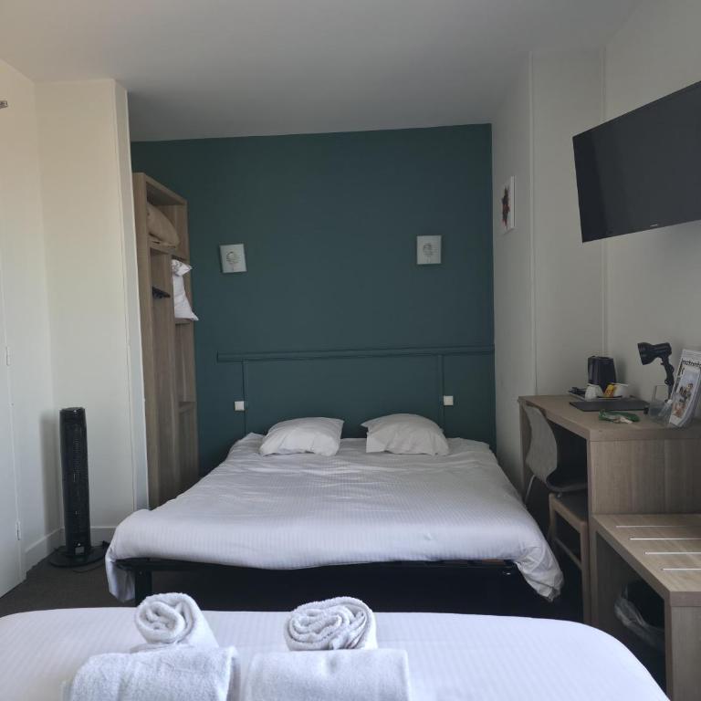 The Originals City, Hôtel Le Savoy, Caen - Chambre Quadruple - 1