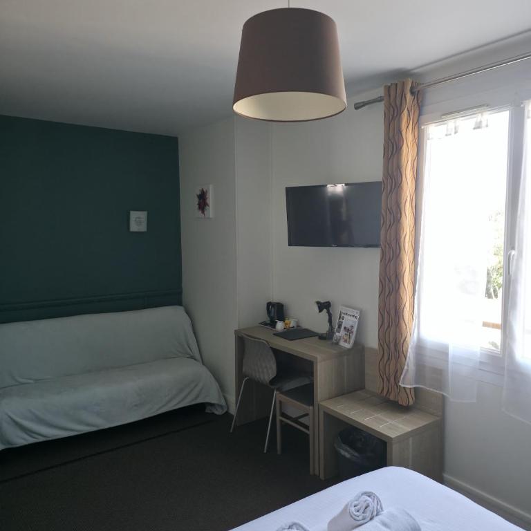 The Originals City, Hôtel Le Savoy, Caen - Chambre Quadruple - 12
